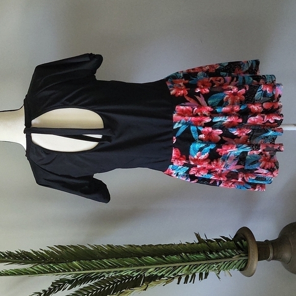 Eternatastic swim dress with tie back and laser cut floral print skirt NWOT - Picture 3 of 14